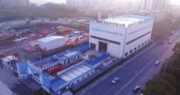 地鐵6號線工地罩上防塵隔離棚